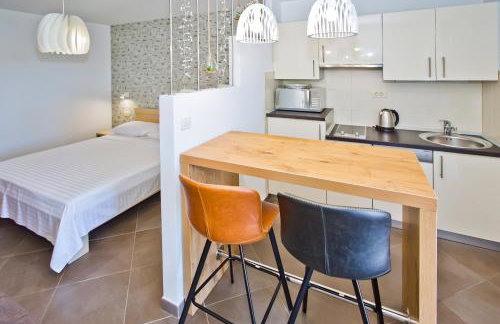 Island Hvar Seaside Villa Levanda with Beach, Pool & Seaview - Photo 29