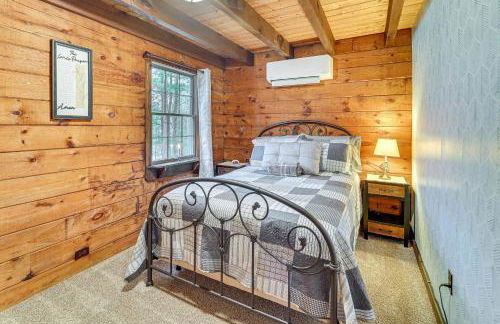 Family-Friendly Tyrone Cabin with Deck Near Hiking - Foto 7