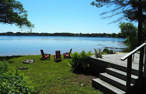 A Short's Walk - Lakefront w Spa & Kayaks! - Foto 9