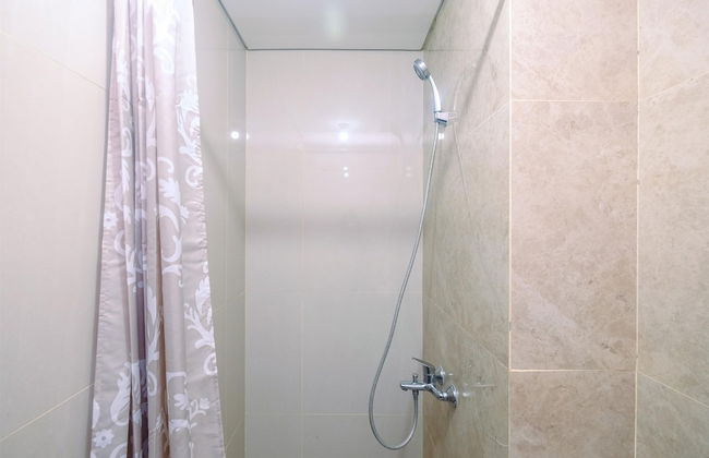 Homey and Stylish Studio Room at Transpark Cibubur Apartment - Foto 12