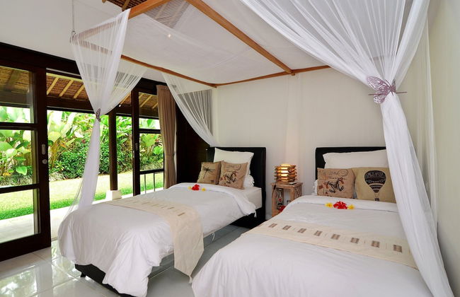 Villa Candi Kecil Tujuh by Villa Finder - Foto 20