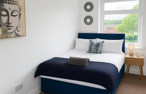 Contractors, Private Driveway for Multiple cars, Wifi, Long Stay - Photo 23