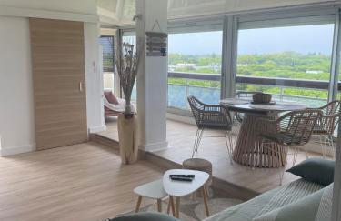 Vue panoramique pour ce grand studio en centre ville - Foto 4