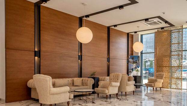 White sails residential hotel - Foto 4, Sitzecke in der Lobby