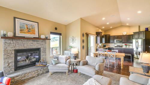Spearfish Retreat with Fireplace and Mountain Views! - Foto 5