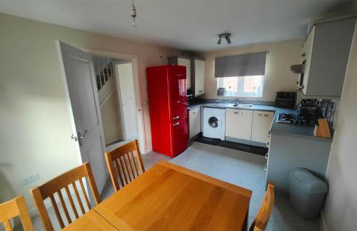 Lakeside-Dakota 3bed house 2bath parking M27 J5 Southampton Airport sleeps 6 - Foto 9