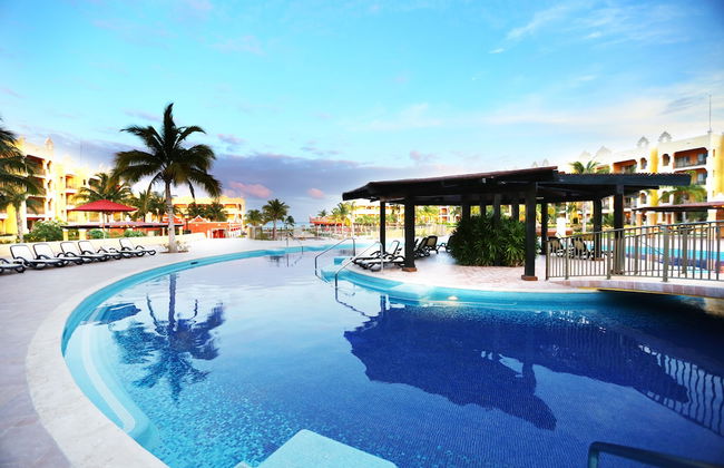 The Royal Haciendas All Inclusive - Photo 29