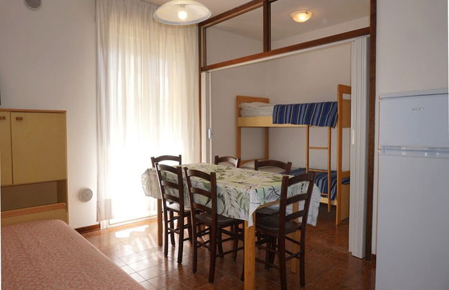 Beautiful One-bedroom Flat With Swimming Pool Near the sea by Beahost Rentals - Foto 16