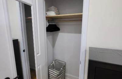 OoohLaLa! 2 Beds and 2 Full Baths w/Free Parking - Foto 23