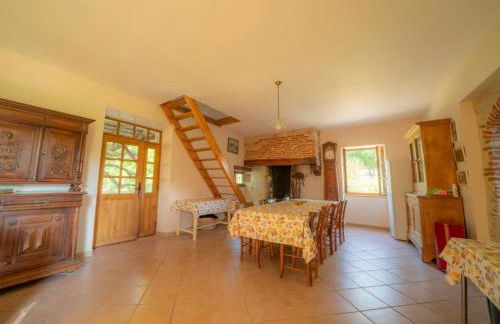 L Oustal de la Riviere - 4km de Saint Cirq Lapopie - Foto 2