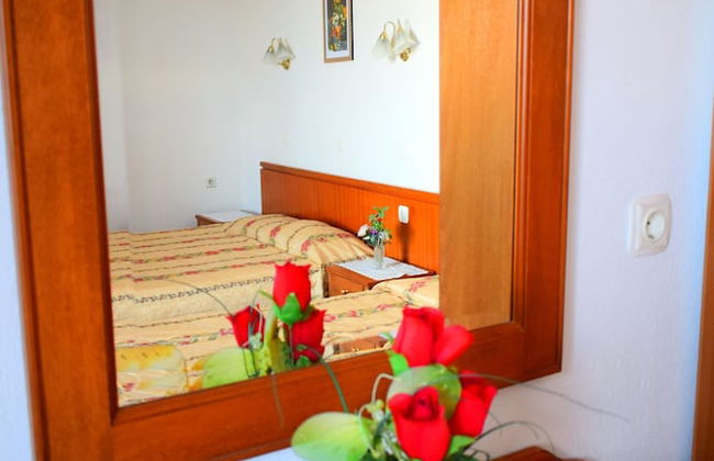 Triple Sea View Family Room Close To The Beach - Photo 4