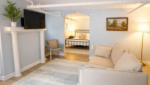 Cozy 1Bdrm • Great Location • Fast Wi-fi - Foto 3