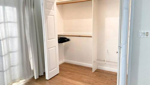 Hot Tub . Near Freeway . Quick 2 Theme Parks/Beach - Foto 4