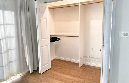 Hot Tub . Near Freeway . Quick 2 Theme Parks/Beach - Foto 4