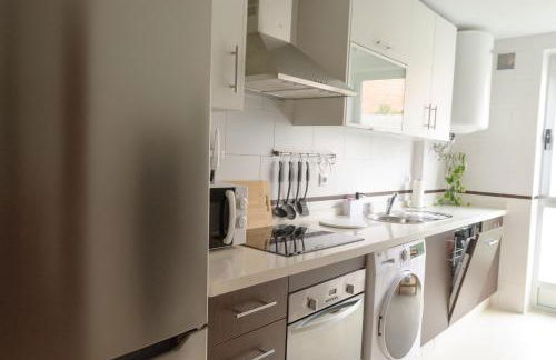 Confort a un paso del Casco Histórico, parking gratis en el mismo edificio - Foto 6