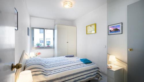 Perfect Apartment near the beach and Barcelona - Photo 2