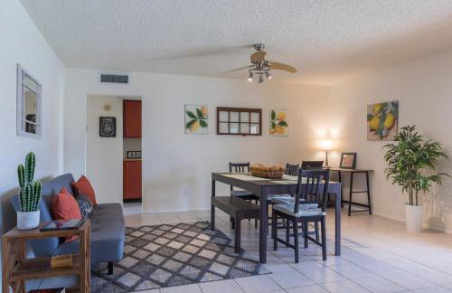 Charming House Pool Near Kiwanis Park Freeways - Foto 14