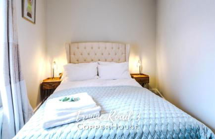 Designer apartments for City Breaks in Chester - Photo 28