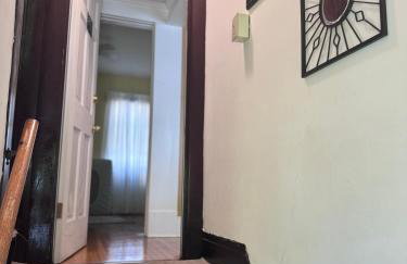 The Paradise House steps from the Heart of Hertel - Foto 36