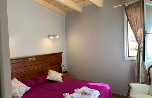 Agradable casa con chimenea y patio totalmente privado - Foto 5