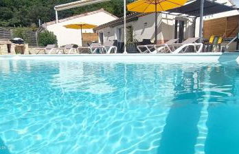 Gîte myosotis Piscine Privée 4 Chambres - Foto 9