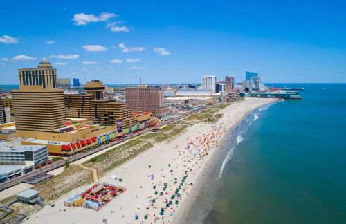 AMAZING!!!! Luxury 5BR, Steps to beach and Fun! Fully Renovated Beach house! - Foto 38