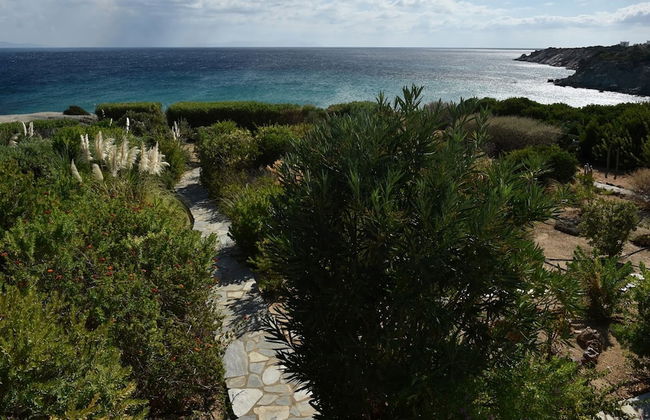 Sophia Villa Paros - Beachfront Villa at Lolantonis - Photo 51