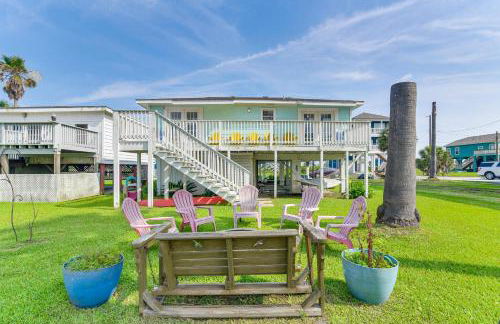 Effortless Beach Days! Family Retreat in Galveston - Photo 1