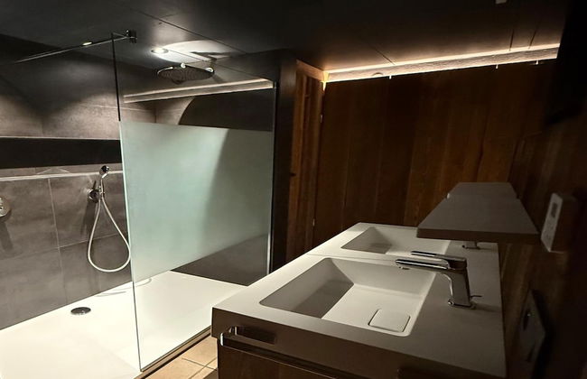 Chalet Retreat With Sauna - Photo 13