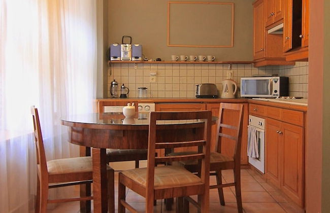 1 Bed Flat - Sleeps 4 - Balcony - Wifi - Foto 7