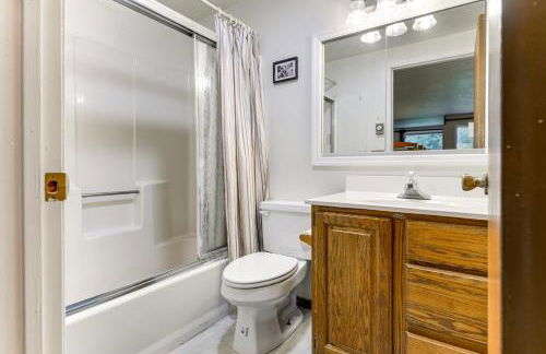 West Dover Townhome Hot Tub, 2 Mi to Mount Snow! - Foto 18