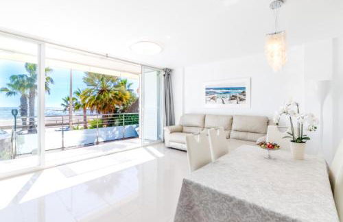 Frente a mar salida directa playa solo 30M agua - Foto 4