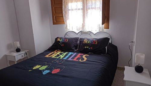 CASA BEATLES DEL VALLE - Foto 4