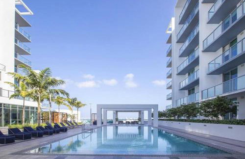 BRAND NEW TOP FLOOR IN THE HEART OF MIAMI - Foto 7