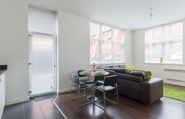 2bed Apt -king Bed -free Parking - Family Friendly - Foto 18