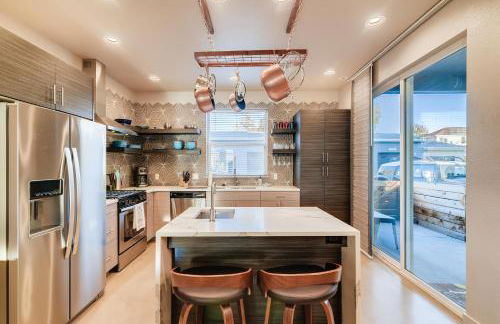 Fancy Townhome Near Old Town, Breweries and River! - Foto 54