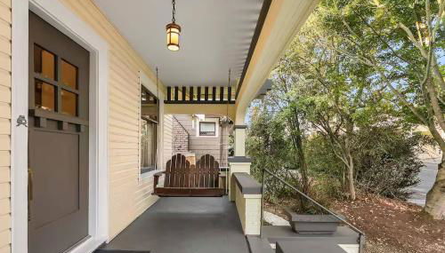 Refined Seattle Craftsman - Perfect Family Retreat near Parks, Zoo & UW - Foto 5, Garden view