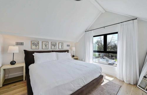 East Austin 5BR w Private Pool Rooftop & Views - Foto 32