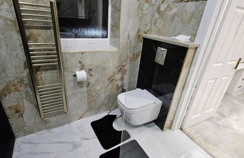 Vancouver Place - Photo 23