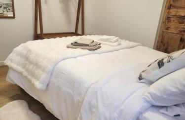 La Marmotte- Charme montagnard en centre ville et station à proximité - Foto 12