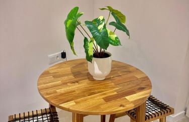 Glamour Suite 2 next to the city center - Photo 13