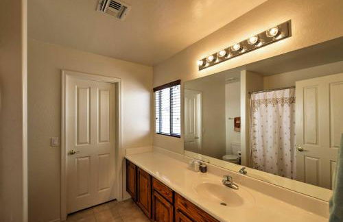 Spacious Home with Heated Pool in Litchfield Park! - Foto 14