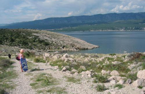 Three Sisters, absolutely unique stone houses, 200 m from the beach - Photo 49