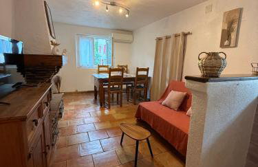 Maison provençale de village avec terrasse - Golfe de Saint-Tropez, Côte d'Azur - Foto 1