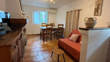 Maison provençale de village avec terrasse - Golfe de Saint-Tropez, Côte d'Azur - Foto 1