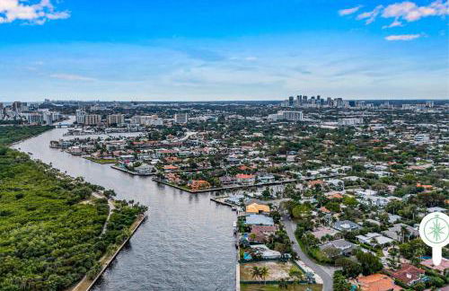 Heated pool Quiet Neighborhood Family Vacation Escape Key - Foto 36
