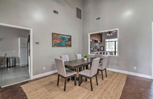 Starkvegas Clubhouse about 2 Mi to MSU Campus! - Foto 8