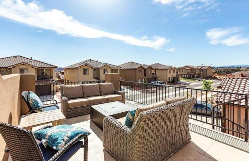 Paradise Village 113 Water Park and Kids Cove, Ping Pong, XBOX 360, Games, Beautiful Mountain Views, and More - Foto 71