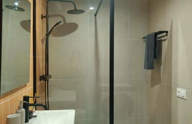 Sunny Relaxing Penthouse Costa Brava, Sea & Mountain Views, Huge Terrace, Fiber 1GB - Foto 27