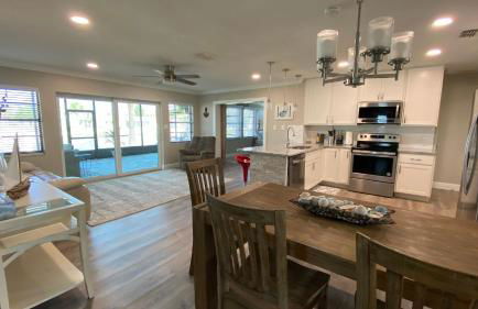 Waterfront Hernando beach house on deep water canal w/dock, fishing, kayak - Foto 11